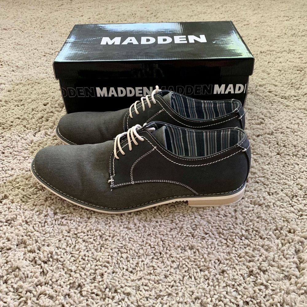 M-Taro Steve Madden men’s Oxford shoe